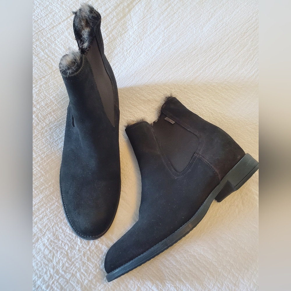 Otto Kern Dark Chocolate Brown Ankle Chelsea Boots with Fur Ankle Lining